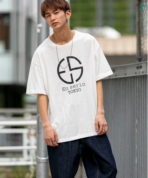 ADMIX/ATELIER SAB MEN(アドミックスアトリエサブメン)の「EnserioTOKYO 吸水速乾 オーバーサイズ ロゴプリント ビッグ Tシャツ(Tシャツ/カットソー・メンズ・ホワイト/ブラック/ベージュ/ピンク・48/50)」の11枚目の写真