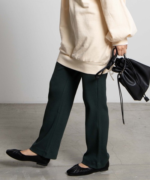 WEGO（ウィゴー）の「WEGO/リブイージーパンツ（スラックス・レディース・ブラック/ブラウン/パープル/ダークグリーン/ブルー・FREE）」の3枚目の写真