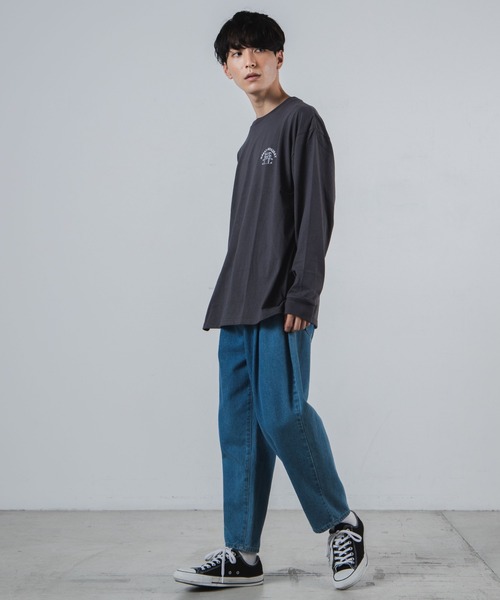 WEGO(ウィゴー)の「WEGO/レトロロゴプリントBIGロンT(Tシャツ/カットソー・メンズ・ホワイト/ベージュ/ブラウン/スミクロ・MEDIUM/LARGE)」の13枚目の写真