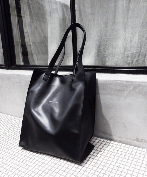 Andgeebee アンジービー の Unisex フェイクレザートートバッグ トートバッグ Wear