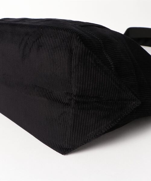 Carhartt WIP（カーハートダブリューアイピー）の「CORD TOTE BAG 