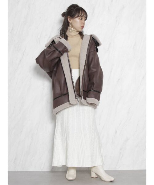 dazzlin（ダズリン）の「マーメイドラインケーブルニットアップ【セットアップ】（ワンピース・レディース・ブラック/ベージュ/オフホワイト/アイボリー・FREE）」の15枚目の写真