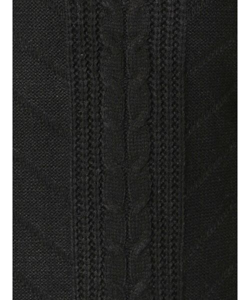 dazzlin（ダズリン）の「マーメイドラインケーブルニットアップ【セットアップ】（ワンピース・レディース・ブラック/ベージュ/オフホワイト/アイボリー・FREE）」の10枚目の写真