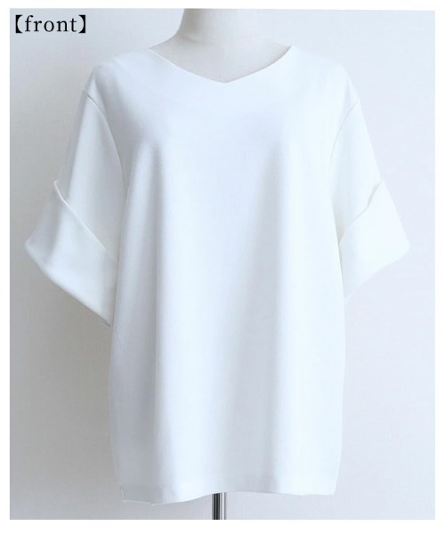 Sawa a la mode(サワアラモード)の「ゆったりスリーブのVネックカットソー(Tシャツ/カットソー・レディース・ブラック/ホワイト・FREE)」の6枚目の写真