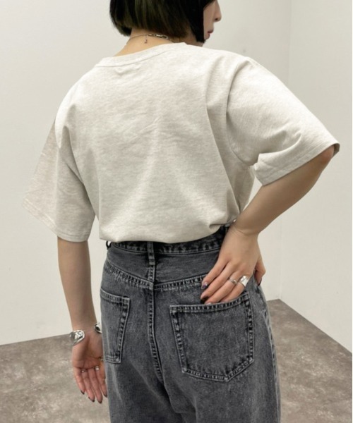 apres jour mignon（アプレジュールミニョン）の「カレッジプリントＴシャツ 【ZOZOTOWN限定アイテム】（Tシャツ/カットソー・レディース・ネイビー/杢グレー/ブラック/ナチュラル・フリー/X-LARGE）」の17枚目の写真