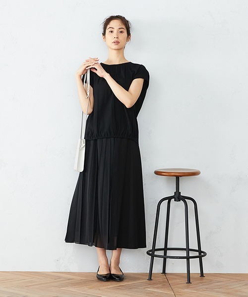 COMME CA ISM（コムサイズム）の「《コットン》　ギャザーカットソー（Tシャツ/カットソー・レディース・ホワイト/ブラック/ネイビー・MEDIUM/LARGE）」の6枚目の写真