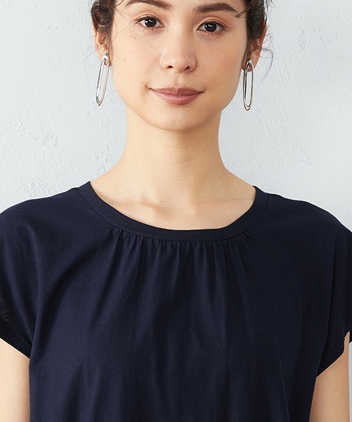 COMME CA ISM（コムサイズム）の「《コットン》　ギャザーカットソー（Tシャツ/カットソー・レディース・ホワイト/ブラック/ネイビー・MEDIUM/LARGE）」の10枚目の写真