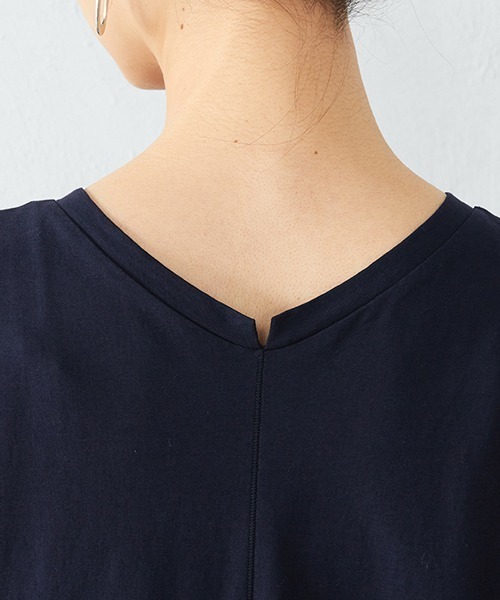 COMME CA ISM（コムサイズム）の「《コットン》　ギャザーカットソー（Tシャツ/カットソー・レディース・ホワイト/ブラック/ネイビー・MEDIUM/LARGE）」の12枚目の写真