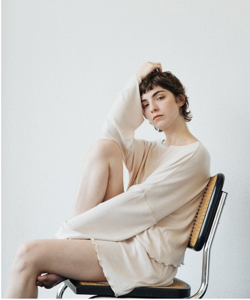 ACCL（エーシーシーエル）の「ヘブンリーウェアトップス（Tシャツ/カットソー・レディース・アイボリー/ブラウン・FREE）」の2枚目の写真