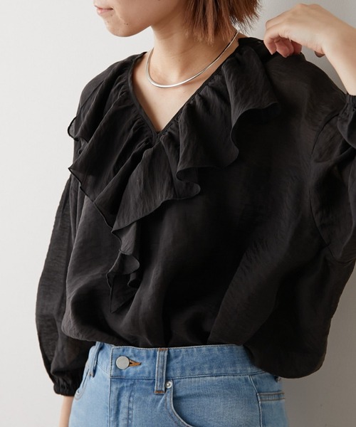 CIAOPANIC TYPY(チャオパニックティピー)の「【ZOZOTOWN限定】フリルシアーブラウス(シャツ/ブラウス・レディース・ブラック/ホワイト/グリーン/ピンク・ONE SIZE)」の2枚目の写真