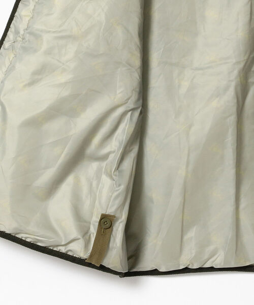 B:MING by BEAMS（ビーミングバイビームス）の「UNIVERSAL OVERALL × B:MING by BEAMS / 別注 キルト ジャケット 21AW（その他アウター・レディース・ホワイト系その他/オリーブ・SMALL/MEDIUM）」の4枚目の写真