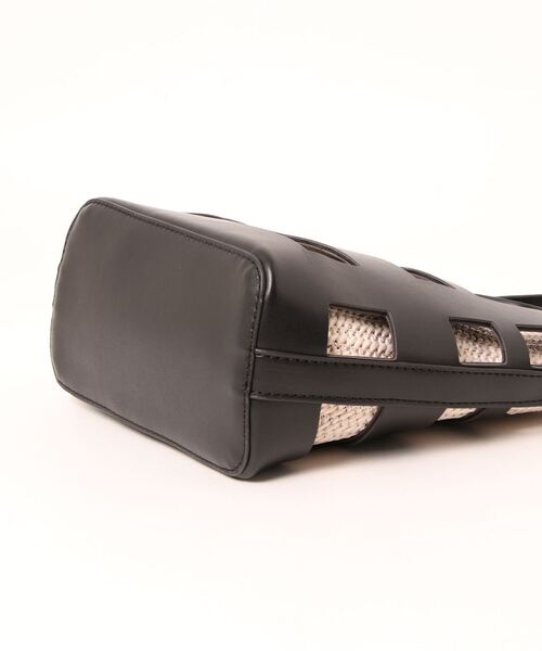 MATCH&more（マッチアンドモア）の「インバッグ付き２ＷＡＹメッシュバッグ（ショルダーバッグ・レディース・ホワイト/ブラック/グリーン/ピンク・FREE）」の7枚目の写真