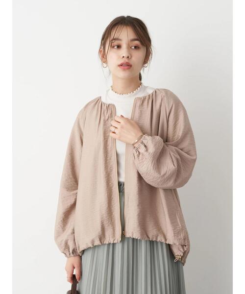 earth music&ecology（アースミュージックアンドエコロジー）の「コクーンギャザーブルゾン ＊（ブルゾン・レディース・カーキ/ベージュ/ブラック・FREE）」の5枚目の写真