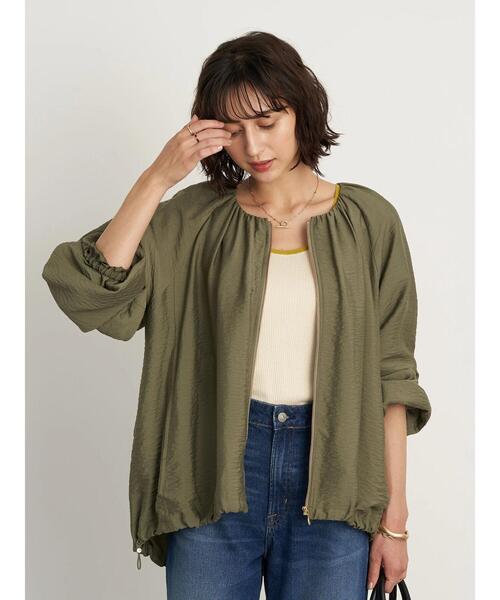 earth music&ecology（アースミュージックアンドエコロジー）の「コクーンギャザーブルゾン ＊（ブルゾン・レディース・カーキ/ベージュ/ブラック・FREE）」の6枚目の写真