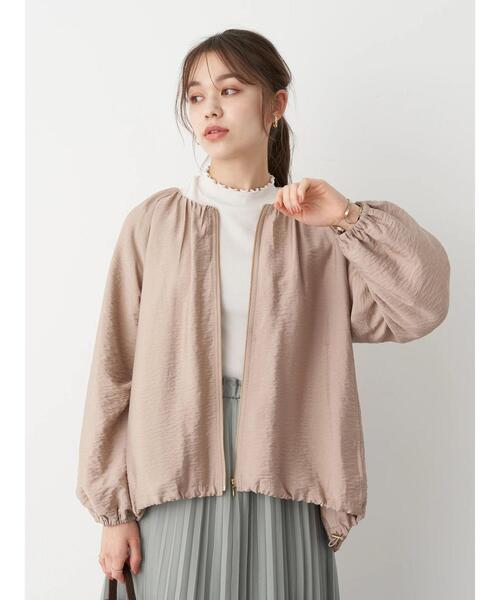 earth music&ecology（アースミュージックアンドエコロジー）の「コクーンギャザーブルゾン ＊（ブルゾン・レディース・カーキ/ベージュ/ブラック・FREE）」の7枚目の写真