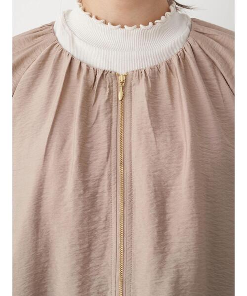 earth music&ecology（アースミュージックアンドエコロジー）の「コクーンギャザーブルゾン ＊（ブルゾン・レディース・カーキ/ベージュ/ブラック・FREE）」の11枚目の写真