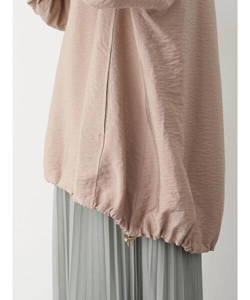 earth music&ecology（アースミュージックアンドエコロジー）の「コクーンギャザーブルゾン ＊（ブルゾン・レディース・カーキ/ベージュ/ブラック・FREE）」の14枚目の写真