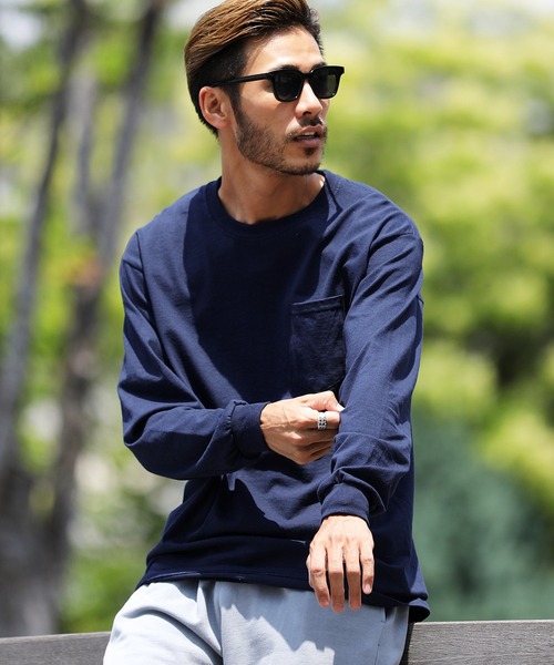 GILDAN（ギルダン）の「GILDAN ギルダン ポケット付き ビッグシルエット オーバーサイズ 無地 ロンT（Tシャツ/カットソー・メンズ・ネイビー/オレンジ系その他/ホワイト/ブラック/グレー系その他/グリーン系その他・MEDIUM/SMALL/X-LARGE/LARGE）」の5枚目の写真