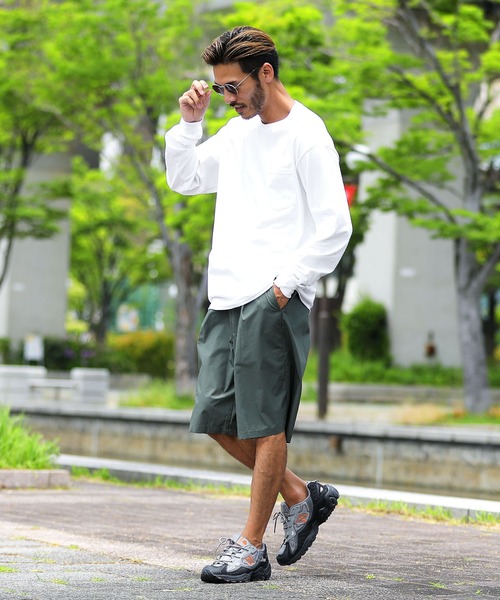 GILDAN（ギルダン）の「GILDAN ギルダン ポケット付き ビッグシルエット オーバーサイズ 無地 ロンT（Tシャツ/カットソー・メンズ・ネイビー/オレンジ系その他/ホワイト/ブラック/グレー系その他/グリーン系その他・MEDIUM/SMALL/X-LARGE/LARGE）」の12枚目の写真