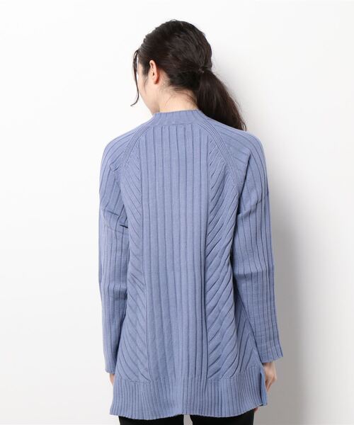 BELLUNA PLUS(ベルーナ)の「もっちりニット編地変化デザインチュニック(ニット/セーター・レディース・モカ/ライラック/コーラル/杢グレー・LARGE/MEDIUM/X-LARGE)」の15枚目の写真