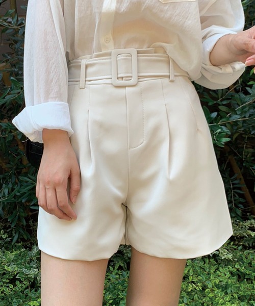 SPIGA（スピーガ）の「ベルト付ハイウエストショートパンツ（その他パンツ・レディース・キャメル/ブラック/ベージュ・SMALL/MEDIUM）」の22枚目の写真