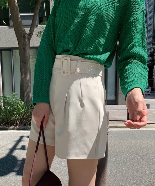 SPIGA（スピーガ）の「ベルト付ハイウエストショートパンツ（その他パンツ・レディース・キャメル/ブラック/ベージュ・SMALL/MEDIUM）」の11枚目の写真