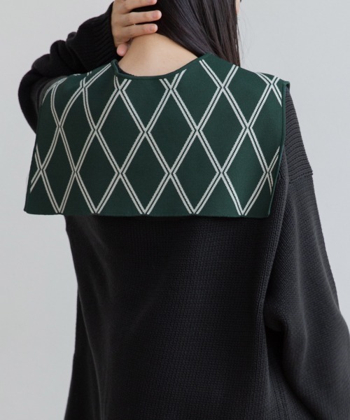 yuw（ユウ）の「JACQUARD KNIT COLLAR　236150（付け襟・レディース・ブラック/ブラウン/グリーン/ブルー/レッド/ブラック系その他・FREE）」の4枚目の写真