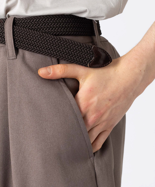 MYSELF ABAHOUSE（マイセルフアバハウス）の「【MYSELF ABAHOUSE】セットアップ対応 POLY WOOLLY TWILL ポリウーリーツイル ワンタック スタプレ パンツ（スラックス・メンズ・グレイッシュベージュ/ブラック/カーキ/ベージュ/グレイッシュブルー・46/48）」の11枚目の写真