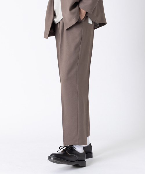 MYSELF ABAHOUSE（マイセルフアバハウス）の「【MYSELF ABAHOUSE】セットアップ対応 POLY WOOLLY TWILL ポリウーリーツイル ワンタック スタプレ パンツ（スラックス・メンズ・グレイッシュベージュ/ブラック/カーキ/ベージュ/グレイッシュブルー・46/48）」の14枚目の写真