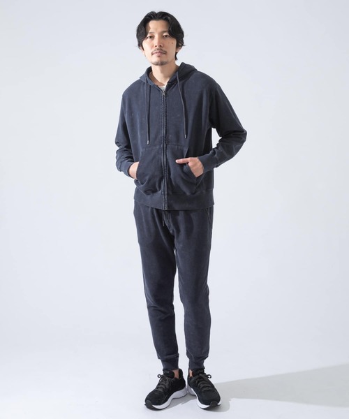 URBAN RESEARCH ROSSO MEN(アーバンリサーチロッソメン)の「ピグメントダイ裏毛ジップパーカー『セットアップ対応』(パーカー・メンズ・ブラック/ネイビー・MEDIUM/LARGE/X-LARGE)」の9枚目の写真