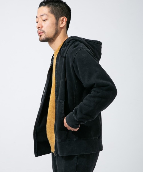 URBAN RESEARCH ROSSO MEN(アーバンリサーチロッソメン)の「ピグメントダイ裏毛ジップパーカー『セットアップ対応』(パーカー・メンズ・ブラック/ネイビー・MEDIUM/LARGE/X-LARGE)」の11枚目の写真