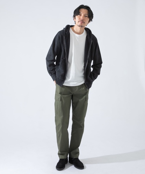 URBAN RESEARCH ROSSO MEN(アーバンリサーチロッソメン)の「ピグメントダイ裏毛ジップパーカー『セットアップ対応』(パーカー・メンズ・ブラック/ネイビー・MEDIUM/LARGE/X-LARGE)」の16枚目の写真