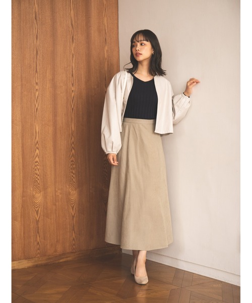 fifth（フィフス）の「ノーカラーフェイクレザージャケット（ライダースジャケット・レディース・ベージュ/アイボリー・MEDIUM）」の12枚目の写真