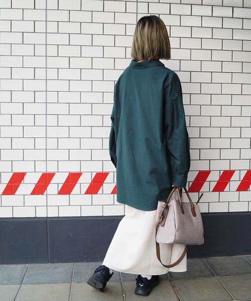 179/WG（イチナナキュウダブルジー）の「カレッジロゴレギュラーシャツ（シャツ/ブラウス・レディース・ブラウン/オフホワイト/グリーン・MEDIUM）」の20枚目の写真