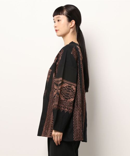 チャイハネ（チャイハネ）の「【チャイハネ】ボヘーノ刺繍トップス（その他トップス・レディース・ブラック/ベージュ/ブルー・FREE）」の11枚目の写真