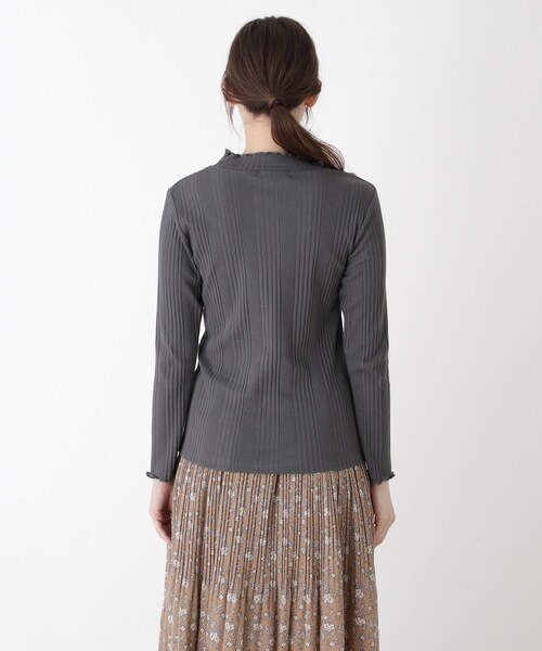 SHOO・LA・RUE（シューラルー）の「◆ランダムリブモックネックジャージ（Tシャツ/カットソー・レディース・アイボリー/グレー系その他/ブラック/ブラウン系・02/03/04）」の9枚目の写真