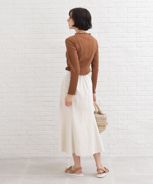 SHOO・LA・RUE（シューラルー）の「◆ランダムリブモックネックジャージ（Tシャツ/カットソー・レディース・アイボリー/グレー系その他/ブラック/ブラウン系・02/03/04）」の16枚目の写真