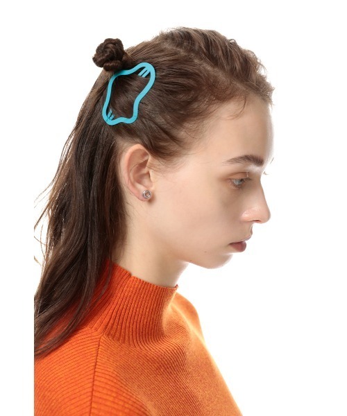 SLY（スライ）の「DEFORMATION HAIR CLIP SET M/ヘアクリップ（バレッタ/ヘアクリップ・レディース・アイボリー/ターコイズブルー・FREE）」の17枚目の写真