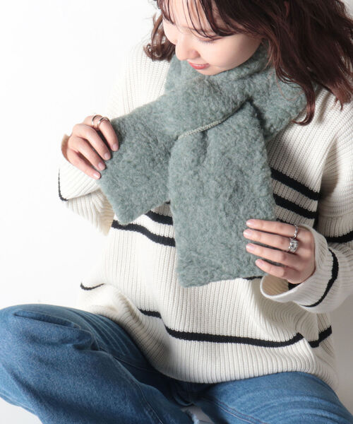 COLD BREAKER（コールドブレーカー）の「【COLD BREAKER/コールドブレーカー】ボアマフラー（マフラー・レディース・ミント/キナリ/グレー・FREE）」の5枚目の写真