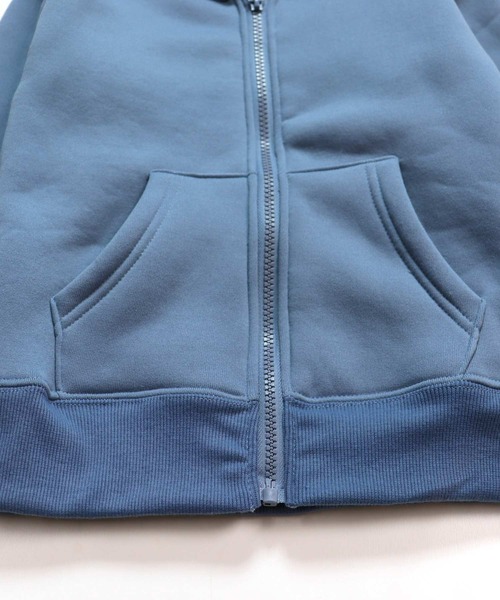 THE CASUAL(カジュアル)の「無地 裏ボア ジップアップ パーカー キッズ(パーカー・キッズ・ブラック/ベージュ/カーキ/チャコール/クリーム/モカ/ブラウン/ブルー・160cm/110cm/120cm/150cm/140cm/130cm)」の10枚目の写真