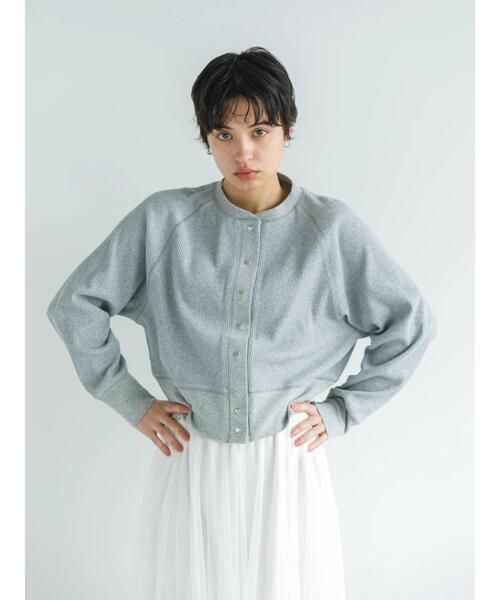 koe（コエ）の「ショート丈リブカーディガン*（カーディガン/ボレロ・レディース・グレー/レッド/グリーン/モカ・M）」の7枚目の写真