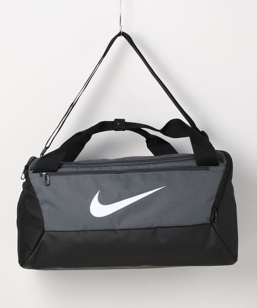 NIKE（ナイキ）の「《NIKEアパレル》ブラジリア S ダッフル 9.5 41L（ドラムバッグ・メンズ・ブラック/ネイビー/グレー/ダークオリーブ/グリーン系その他/ダークグレー・フリー）」の2枚目の写真