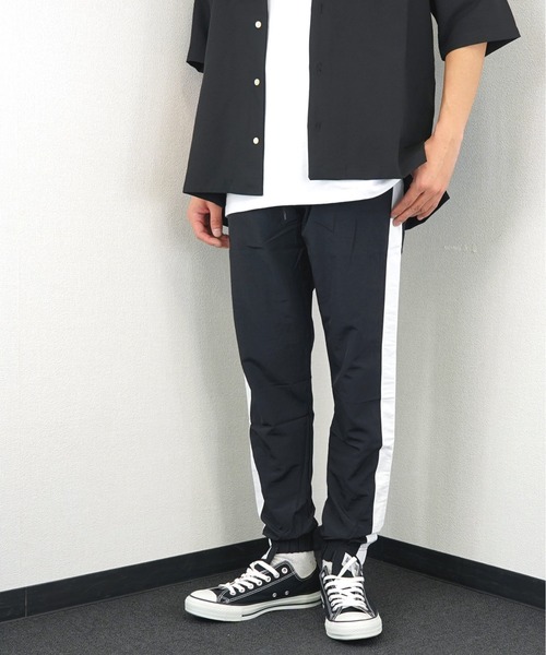 Burner(バーナー)の「【GROOVY STORE】ナイロン タスラン 10分丈 1本ライン ジョガーパンツ(デニムパンツ・メンズ・ブラック/ネイビー/チャコールグレー・L/LL/M)」の5枚目の写真