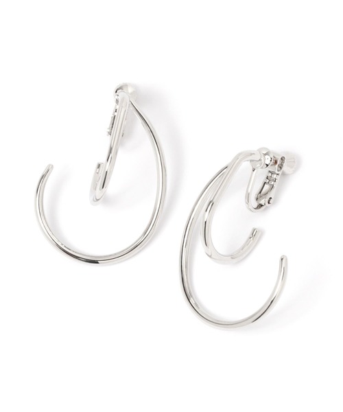 LEPSIM(レプシィム)の「【パーソナルカラーに合わせて選べる】デザインイヤリング 280240(イヤリング・レディース・シルバー/ゴールド/シルバー×ゴールド・ONE SIZE)」の6枚目の写真