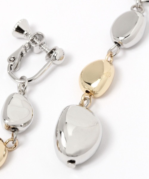 LEPSIM(レプシィム)の「【パーソナルカラーに合わせて選べる】デザインイヤリング 280240(イヤリング・レディース・シルバー/ゴールド/シルバー×ゴールド・ONE SIZE)」の11枚目の写真