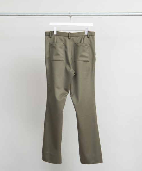 DISCOVERED(ディスカバード)の「DISCOVERED ディスカバード / FLOWER STITCH BOOTSCUT PANTS フラワーステッチブーツカットパンツ / DC-AW22-PT-02(チノパンツ・メンズ・ブラック/カーキ・3/1/2)」の7枚目の写真