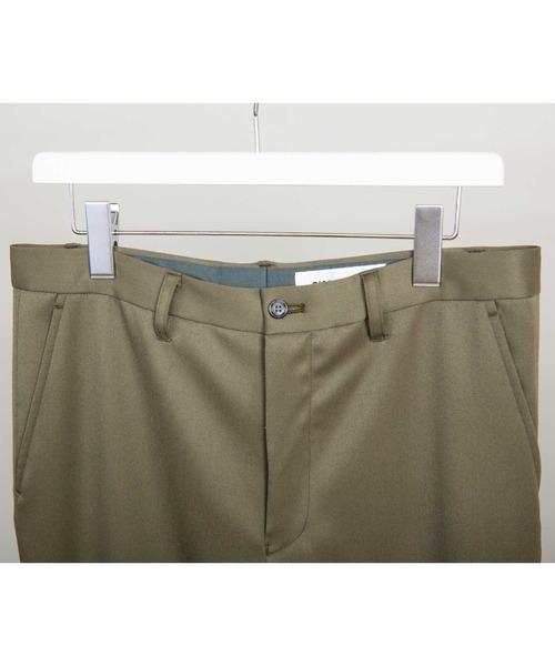 DISCOVERED(ディスカバード)の「DISCOVERED ディスカバード / FLOWER STITCH BOOTSCUT PANTS フラワーステッチブーツカットパンツ / DC-AW22-PT-02(チノパンツ・メンズ・ブラック/カーキ・3/1/2)」の3枚目の写真
