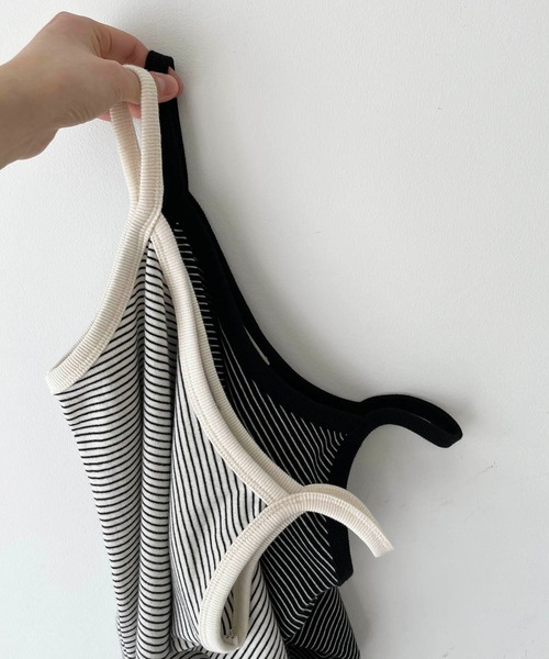 CANAL JEAN（キャナルジーン）の「El mar　細ボーダーキャミソール（キャミソール・レディース・ブラック/アイボリー・ONE SIZE）」の3枚目の写真