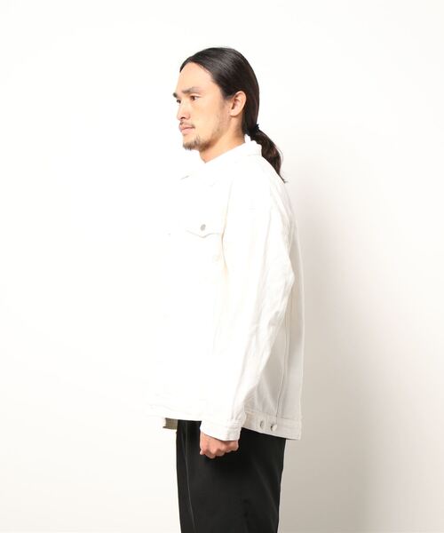 INTERPLAY(インタープレイ)の「【INTERPLAY】ベーシックカラールーズツイルジャケット(デニムジャケット・メンズ・ブルー/ブラック/ホワイト/グリーン・FREE)」の14枚目の写真