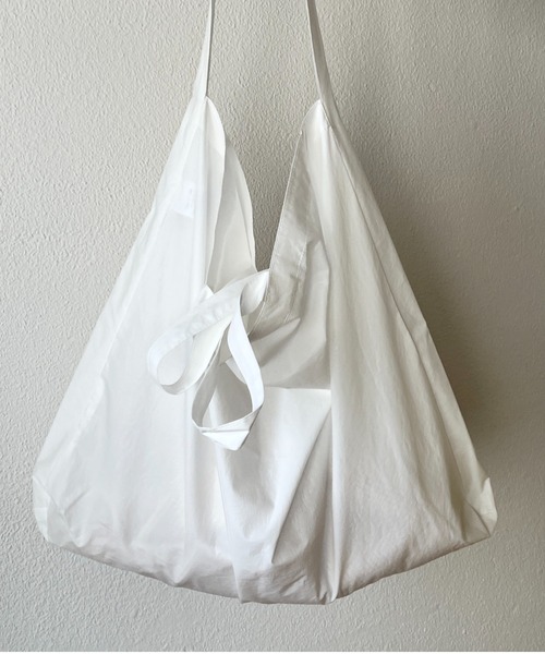 wee9s（ウィークス）の「2way wide shoulder tote bag / ツーウェイワイドショルダートートバッグ（トートバッグ・レディース・ブラック/パープル/グリーン/アイボリー・FREE）」の5枚目の写真